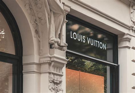 louis vuitton china shopper revenge|china shopper scandal.